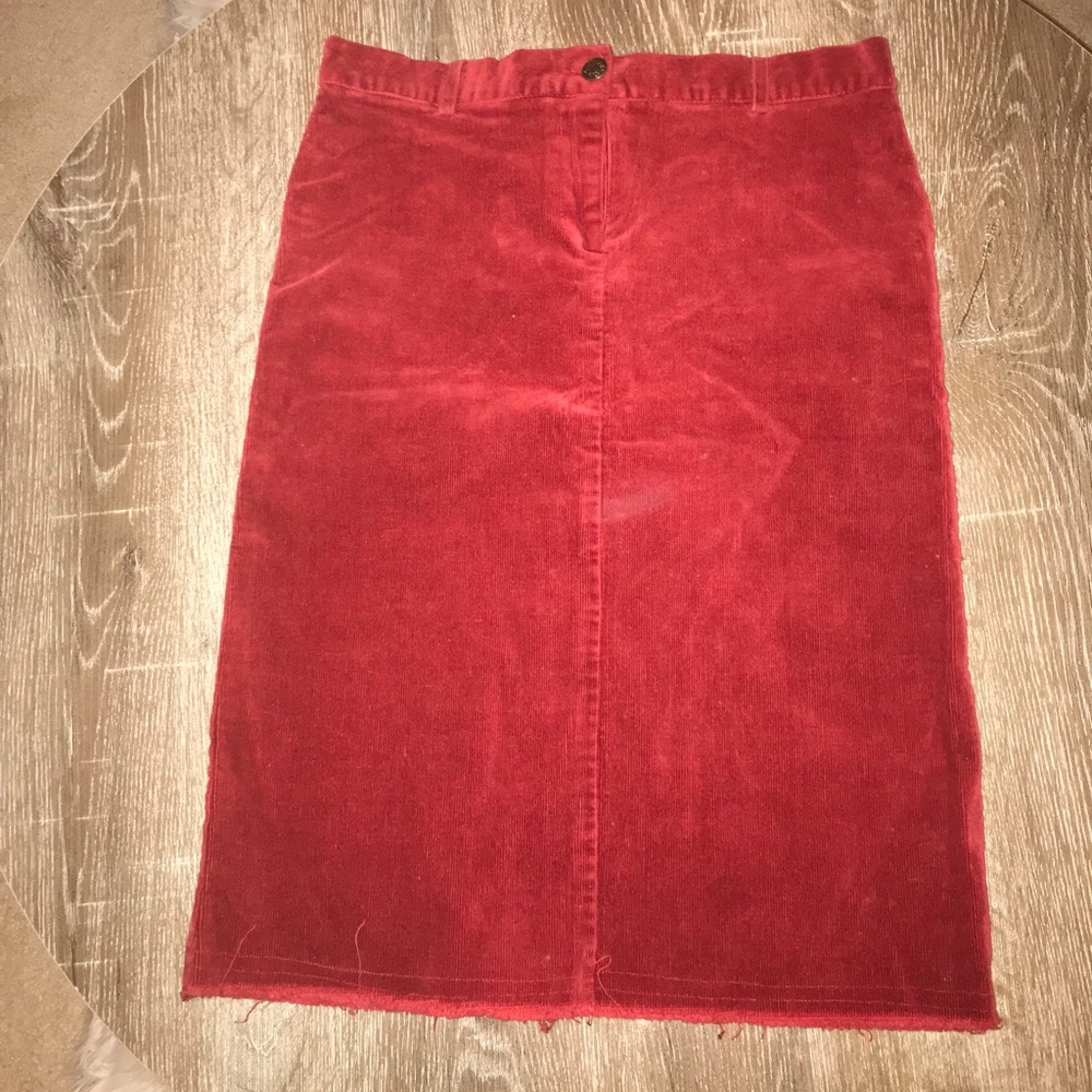 Corduroy red mid length skirt Forever 21